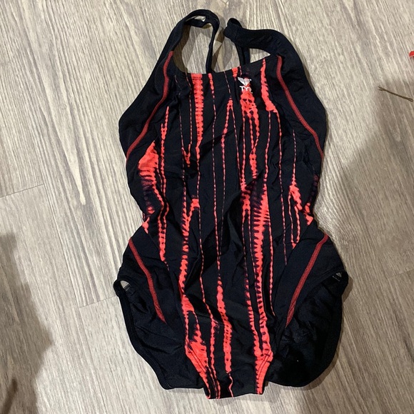 TYR swim team suit - Picture 1 of 3